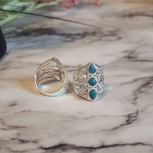Vintage Style Silver Plate Ring With Stones Encrusted Turquoise - Picture 8 of 11